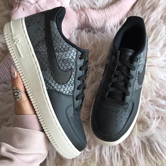 NWT Nike Air Force 1 snake skin - Picture 4 of 8